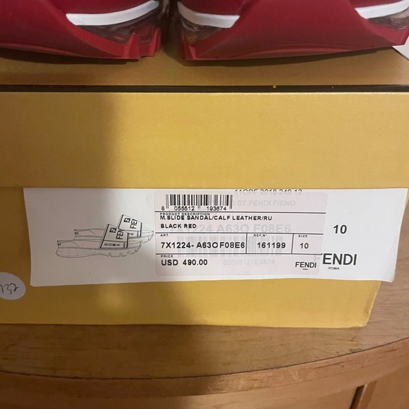 Red and black Fendi sandals - Picture 2 of 2